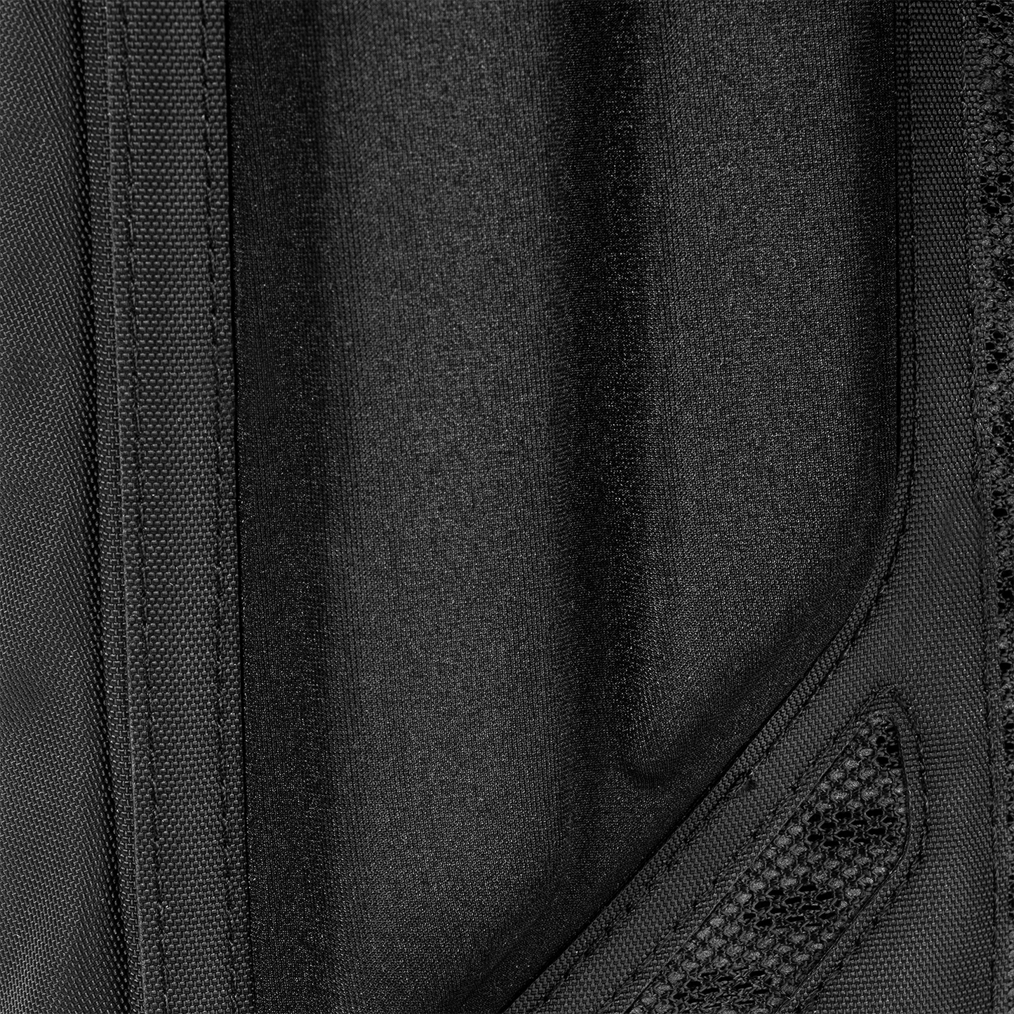 paragon-hydration-pack-o0 Paragon_Black_Texture.png