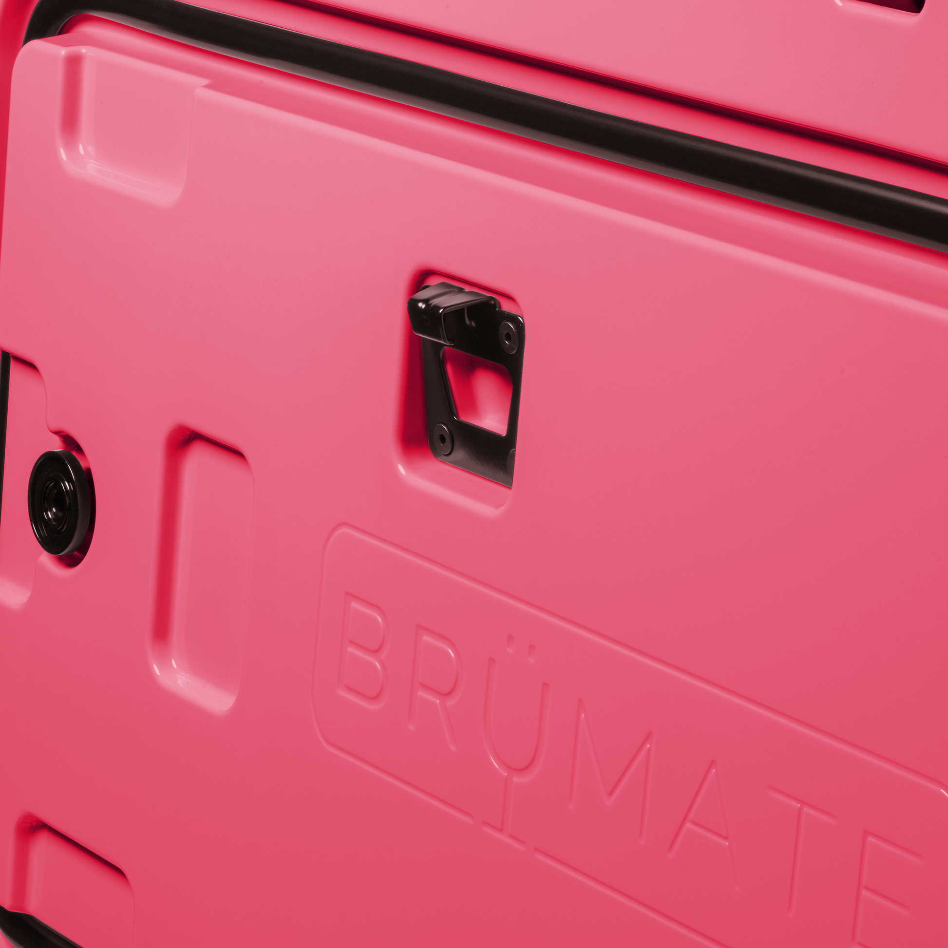 brutank-m2 brutank-55qt-neonpink-bottle-opener.png