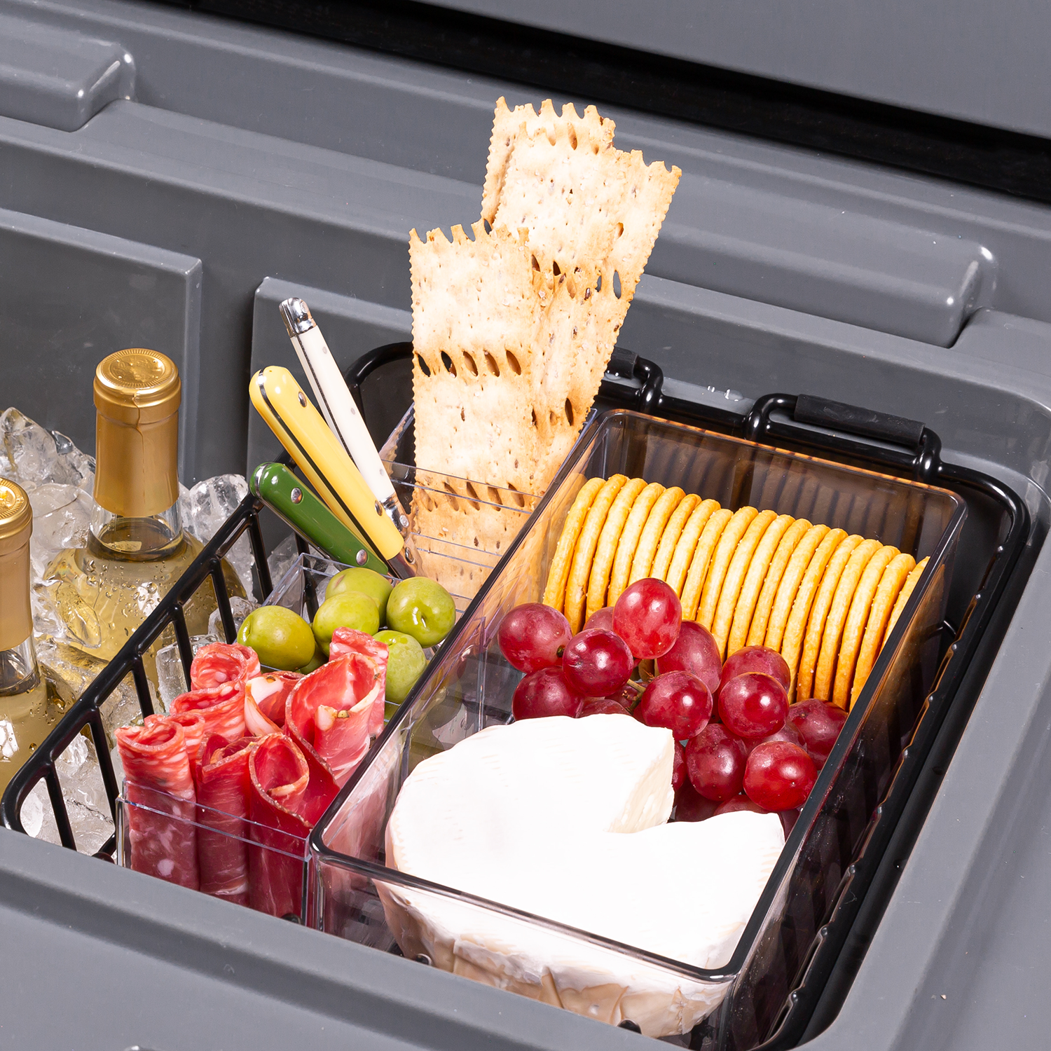 brutank-35qt-55qt-dry-rack-o4 brutank-dry-rack_accessory_alt-1.png